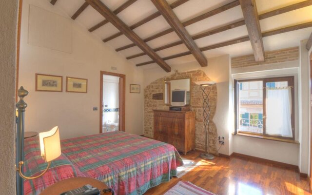 Hotel Ristorante Marchese Del Grillo
