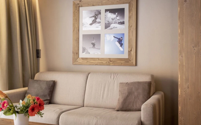 Swisspeak Resorts Pigne de la l e Ayer – Guest Rooms – Anniviers