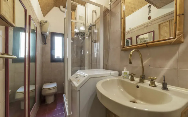 San Lorenzo Wooden Flat