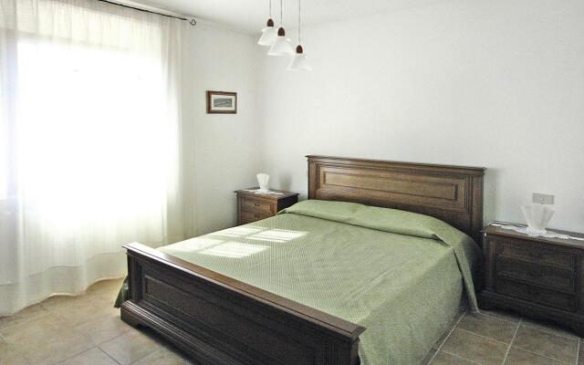 Country House in Chiusdino With Panoramic Views