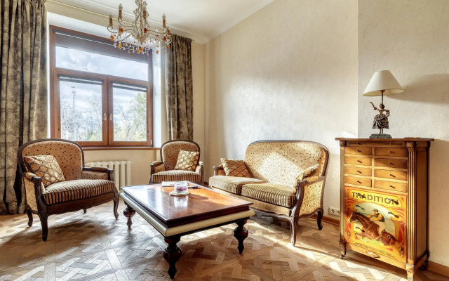 Апартаменты на улице Крымский Вал 8