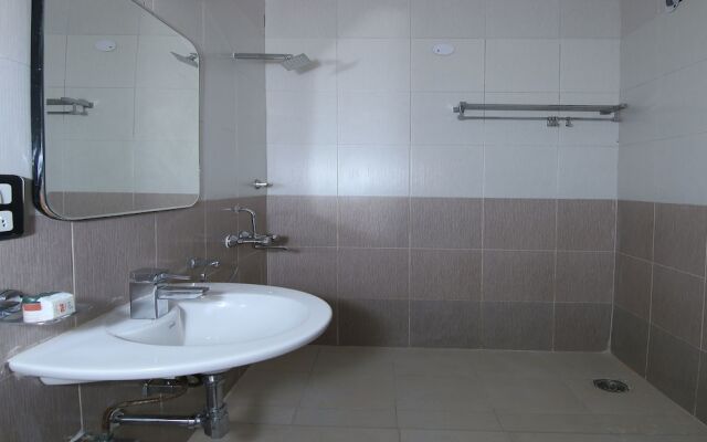 OYO 13051 Shanti Villa