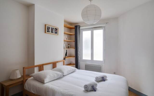 Loft-style Apartment in the 3rd District