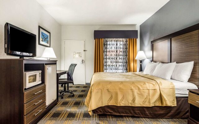 Quality Inn near Six Flags