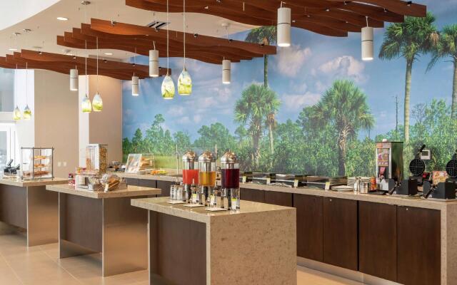 DoubleTree by Hilton Miami - Doral, FL