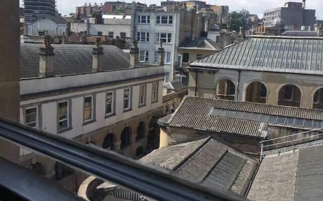 St Nicholas Street Apartment