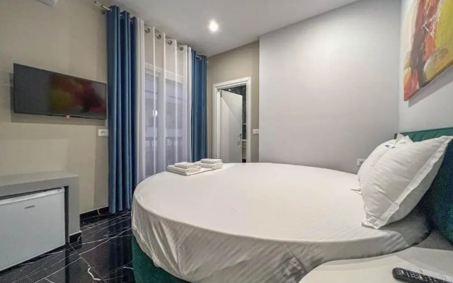 Rumani 3 Islands Hotel