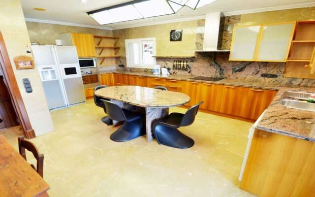 104544 -  Villa in Palma