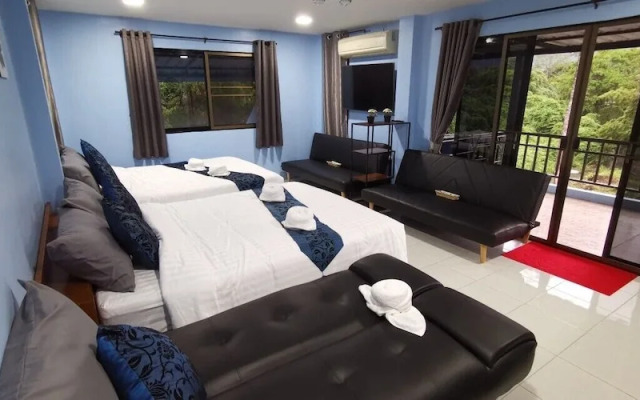 ChomTawan PhuphanDao Pool Villa