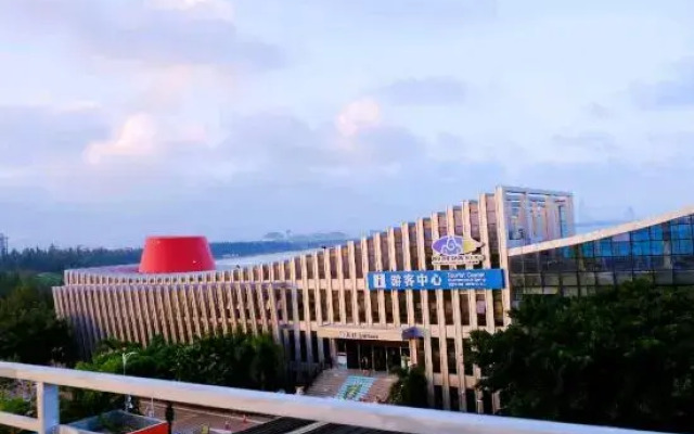 Seaside Story Inn (Sanya Wuzhizhou Island)