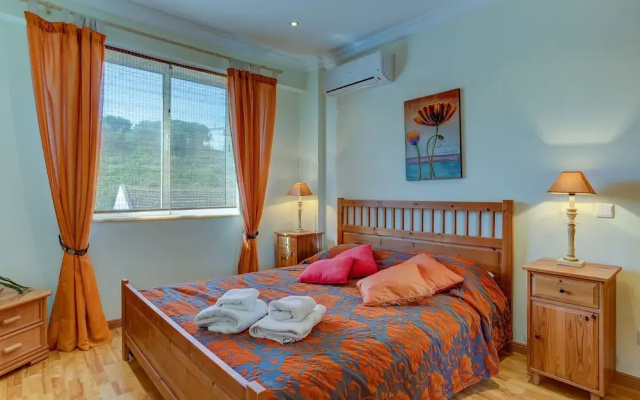 Outra Vez Spacious Apartment 5 Minute Walk From
