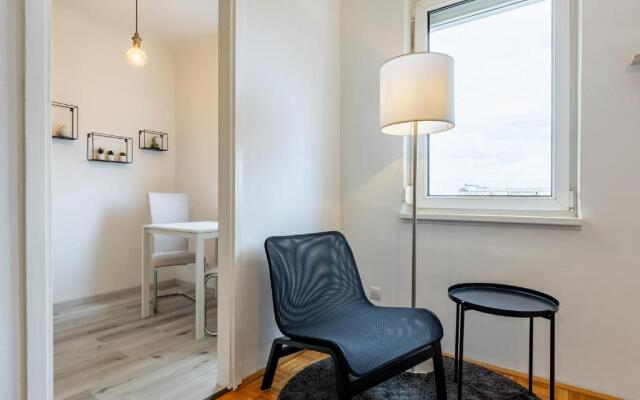 New with a View - Modern Studio