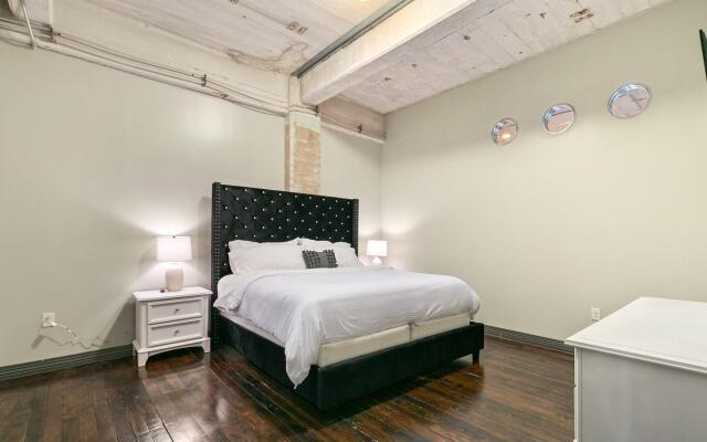 Luxury Downtown Dallas Stay by Amyfinehouse