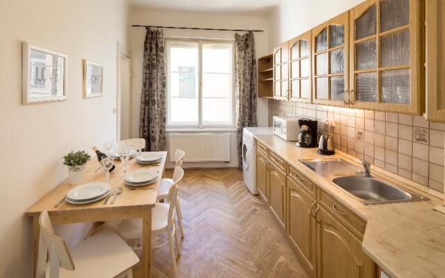 Old Town - Templova Apartments