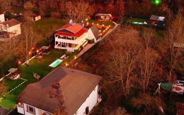 Bageni Villa & Bungalov