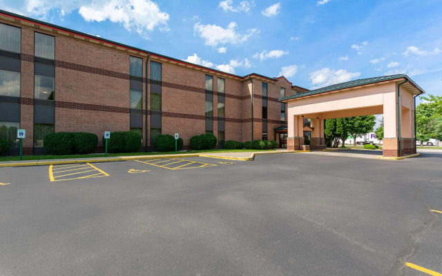 Quality Inn & Suites