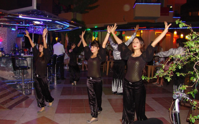 Kleopatra İkiz Otel