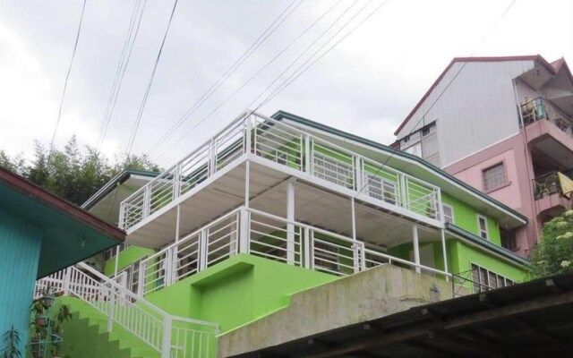 Asistin Transient House - Hostel