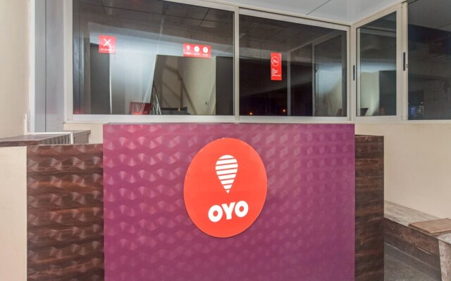 OYO 12347 MV Residency