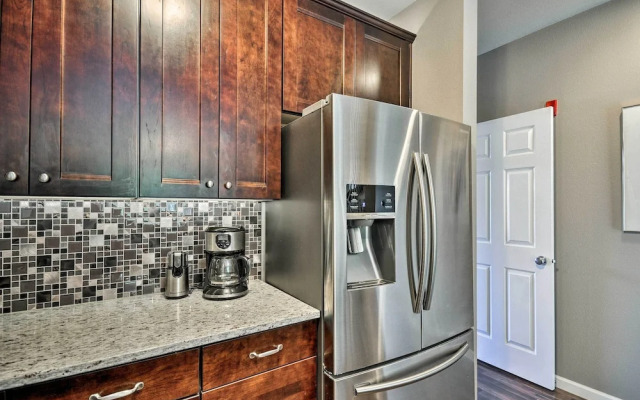 Modern Vancouver Townhome - Right on Main St!