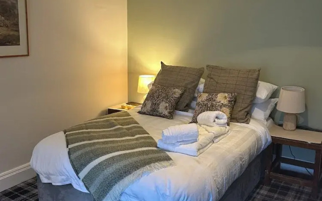 The Rhu Inn