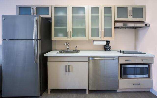 Candlewood Suites Miami Intl Airport-36th St by IHG