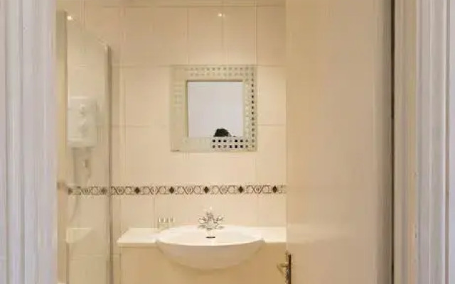 FG Property - Earls Court, Lillie Road