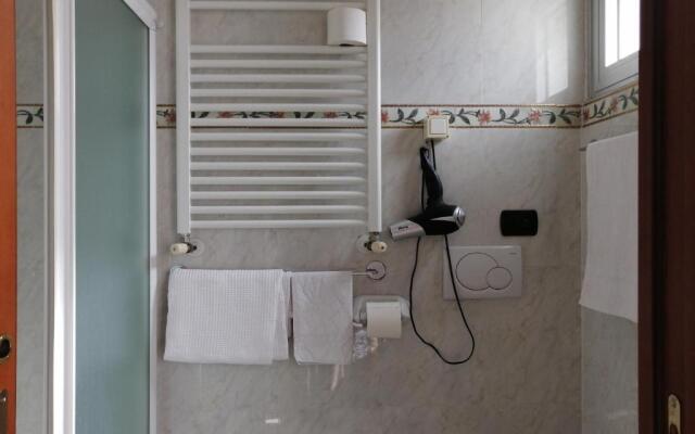 Hotel Villa Linda - Family Hotel - Nuova Costruzione Antisismica