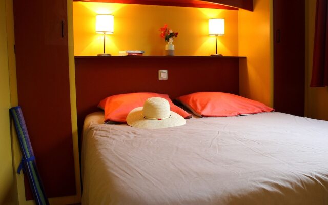 Camping les Champs Blancs