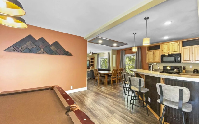 Skadi's Place 3 Bedroom Home by Redawning