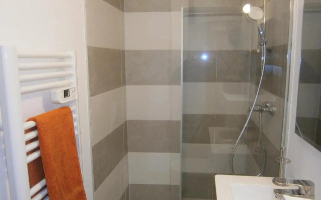 Appartement 2 Pieces Coeur Vieil Antibes