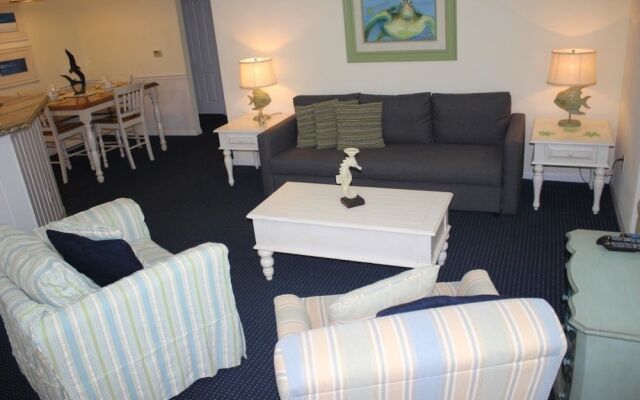 Runaway Beach - 2 Bd Villa (RW 15103)