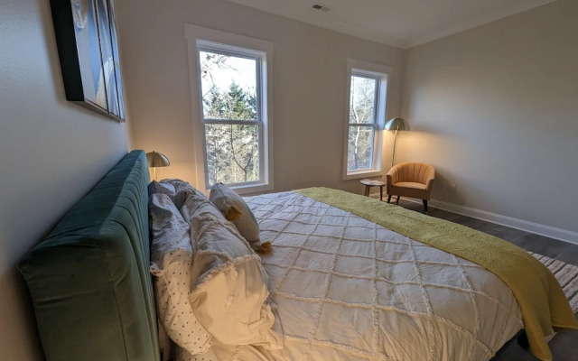 Colony Suite - Bridgegate