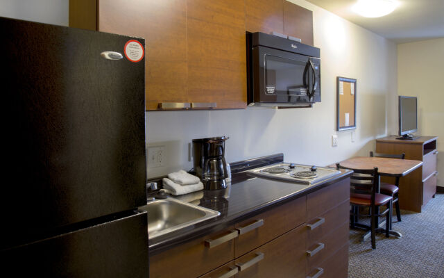 My Place Hotel - Brookings, SD