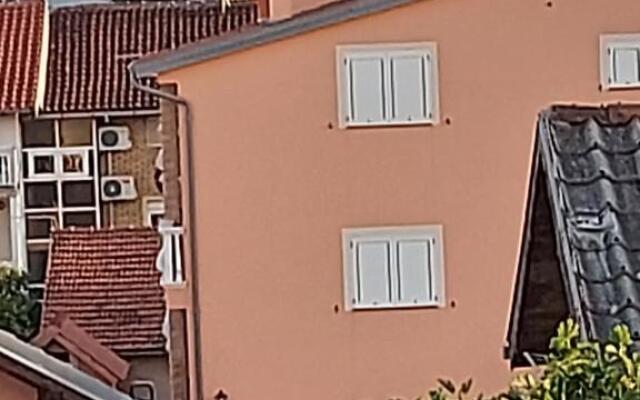 Guest House As
