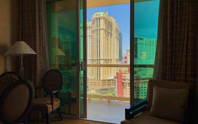 MGM Signature by Christopher Realty