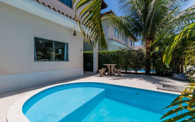 Casa com piscina a 400m da praia MSR003