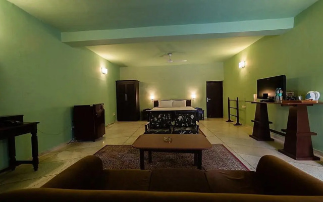 Corbett Riverside Resort