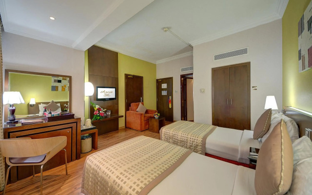 Ascot Hotel