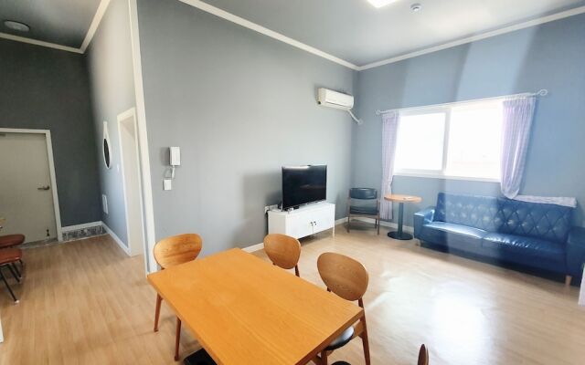 Ulsan Ganjeolgot View Pension