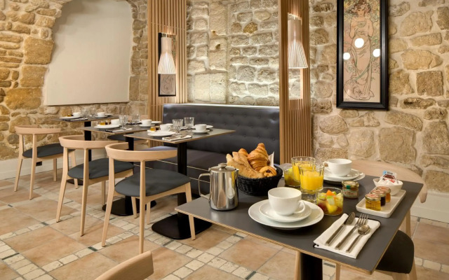 Hotel Les Rives De Notre Dame