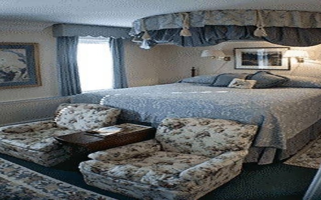 Middleburg Country Inn