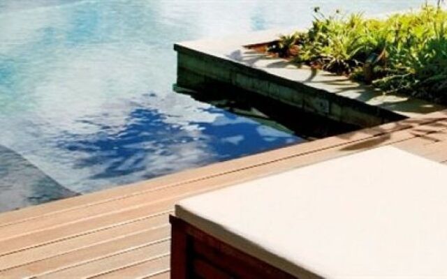 Infinite Pool Villa