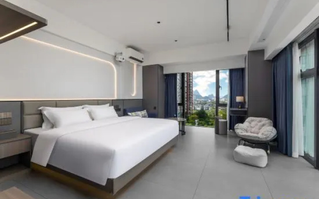 Lime House Hotel (Guilin Station MixC Branch)