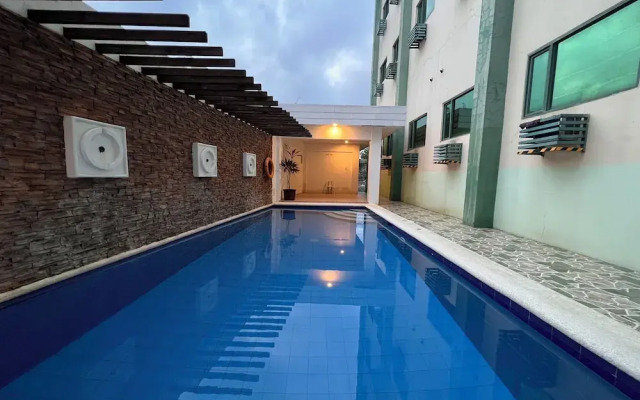 Hubomoto People's Suite