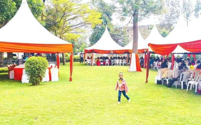 4 Tee's Hotel Rongai