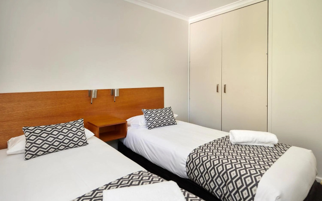 Elphin Motel & Serviced Apartments – Guest Rooms – Launceston