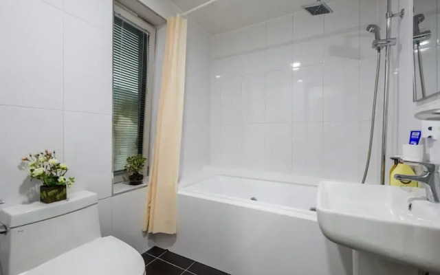 Asamo poolvilla