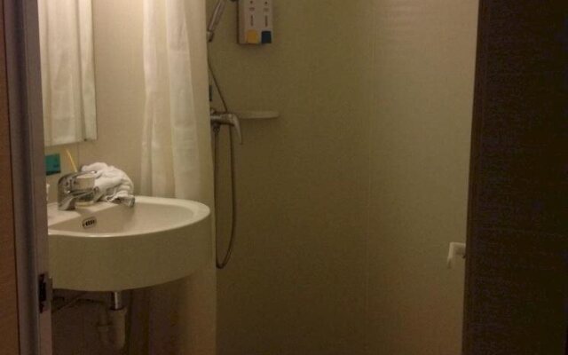 冠达优品酒店(厦门中山路店)