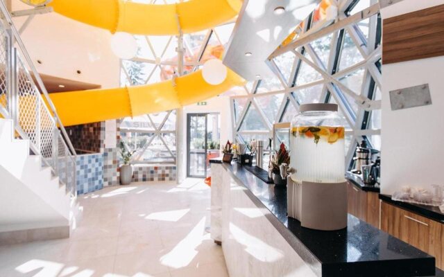 Hotel Crystal